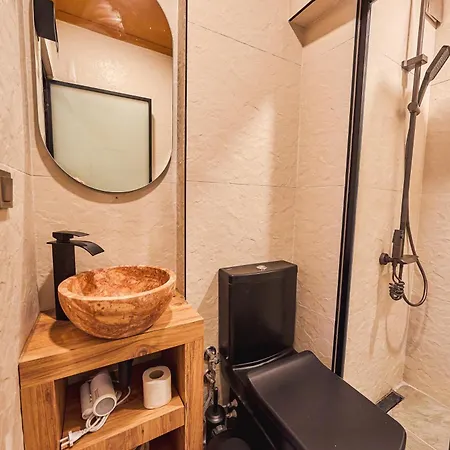 Tare Besiktas 酒店