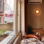Tare Besiktas Hotel *