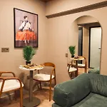 Tare Besiktas Hotel *