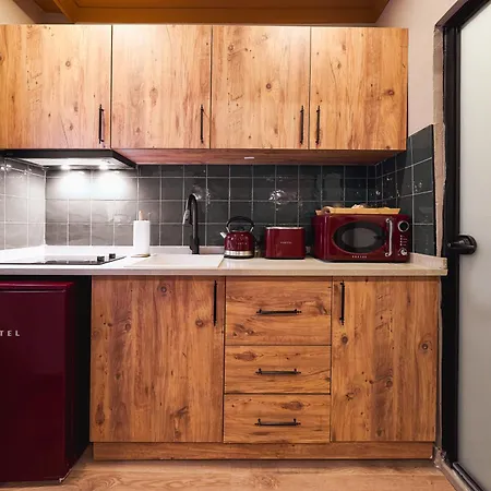 Tare Besiktas Szálloda