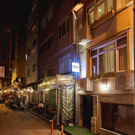 Tare Besiktas * Provincia di Istanbul