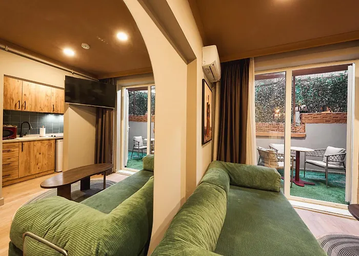 Tare Besiktas מלון