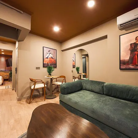 Tare Besiktas Hotel *